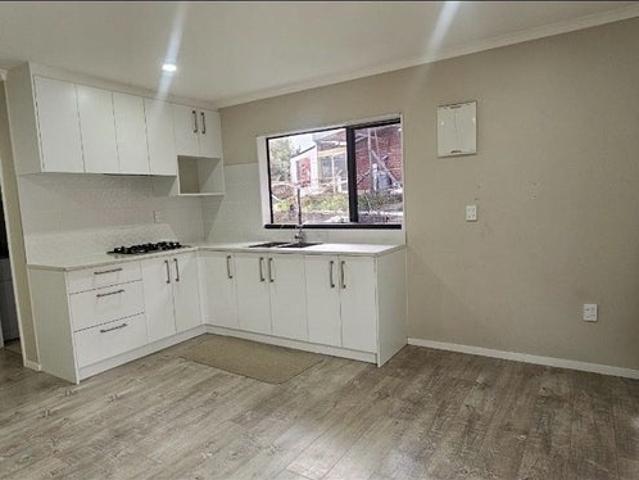 Clendon Park, 2 bedrooms