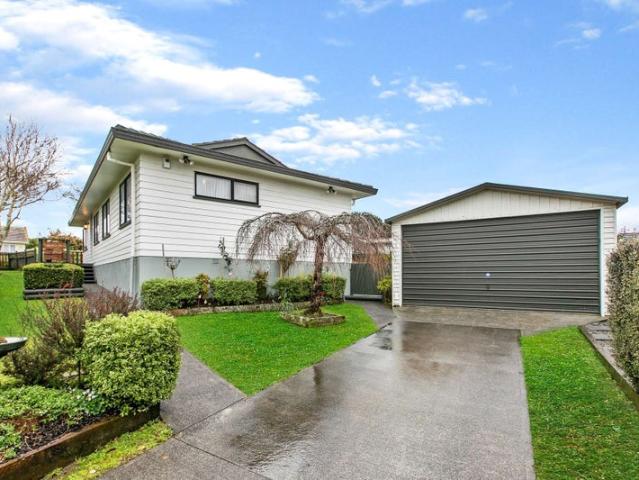 Clendon Park, 4 bedrooms