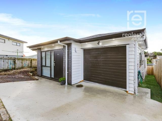 Clendon Park, 4 bedrooms