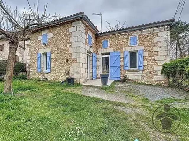 Clérac 17270 Location maison 4 pièces t4