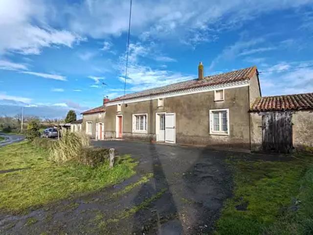 Cléré sur Layon 49560 Achat / Vente maison 9 pièces t9 au dernier étage