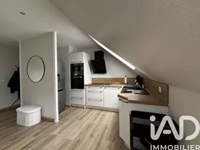 Clermont 60600 Achat / Vente appartement 2 pièces t2 au dernier étage parking