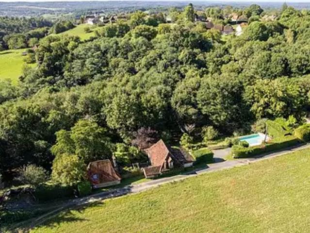 Clermont d'Excideuil 24160 Achat / Vente maison 6 pièces t6 au dernier étage parking