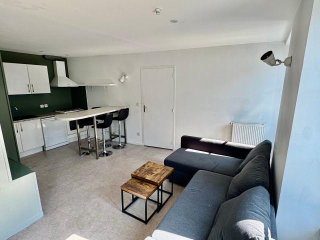 CLERMONT FD / Appartement T3 semi meublé, Hyper Centre marché Saint Pierre !