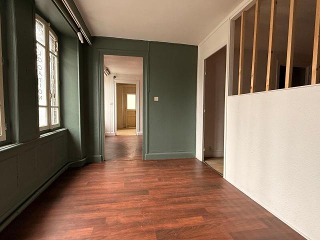 CLERMONT FERRAND / COURS SABLON | BUREAUX A VENDRE / EMPLACEMENT STRATEGIQUE