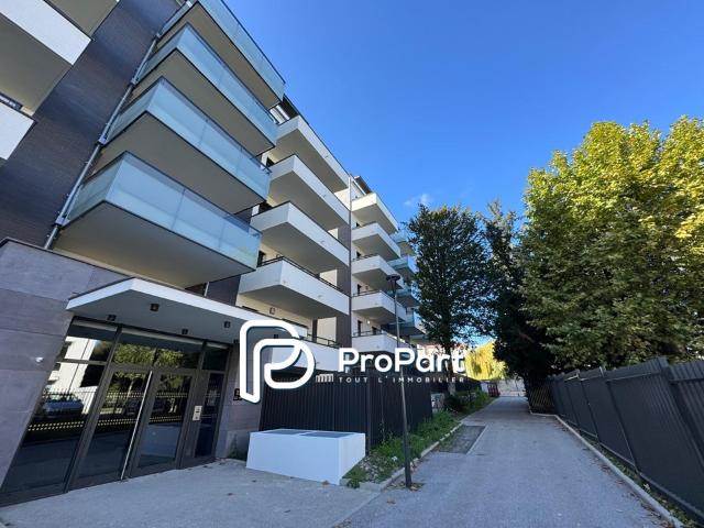 Clermont Ferrand Location Parking / Garage 63