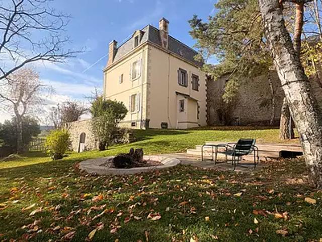 Clermont Ferrand 63000 Achat / Vente maison 8 pièces t8 piscine cave