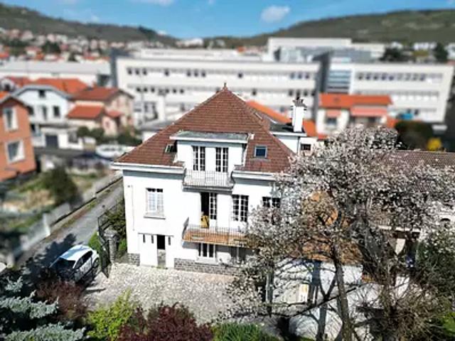 Clermont Ferrand 63000 Achat / Vente maison 9 pièces t9 terrasse