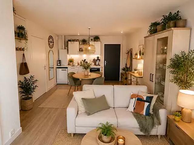 Clermont Ferrand 63000 Achat / Vente appartement 2 pièces t2 au dernier étage parking