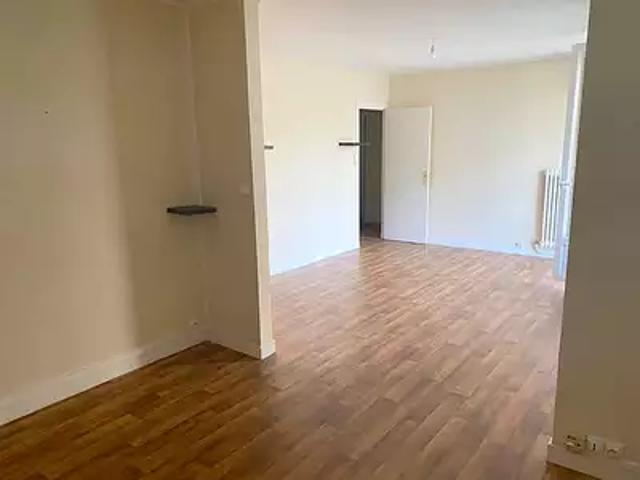 Clermont Ferrand 63000 Achat / Vente appartement 4 pièces t4 au dernier étage cave