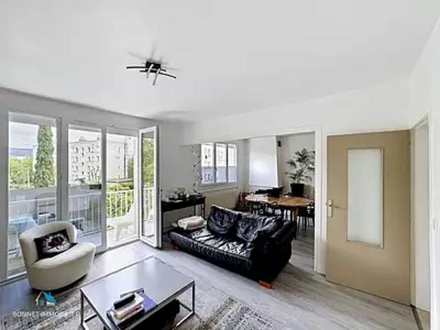 Clermont Ferrand 63000 Location maison 5 pièces t5 balcon