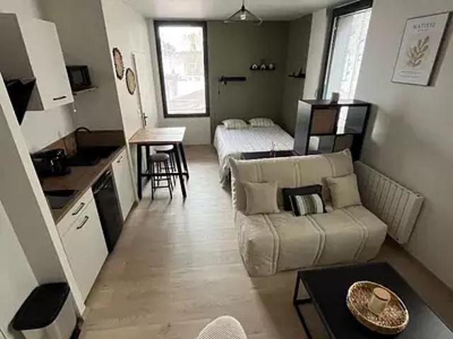 Clermont Ferrand 63000 Location appartement 1 pièce t1 au dernier étage