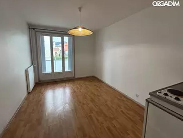 Clermont Ferrand 63000 Location appartement 1 pièce t1 parking