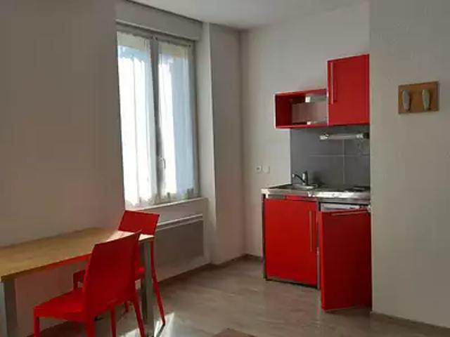 Clermont Ferrand 63000 Location appartement 2 pièces t2 au dernier étage