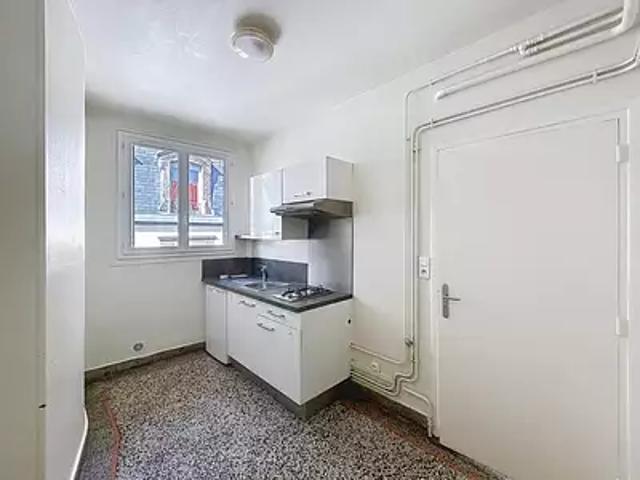 Clermont Ferrand 63000 Location appartement 2 pièces t2 au dernier étage