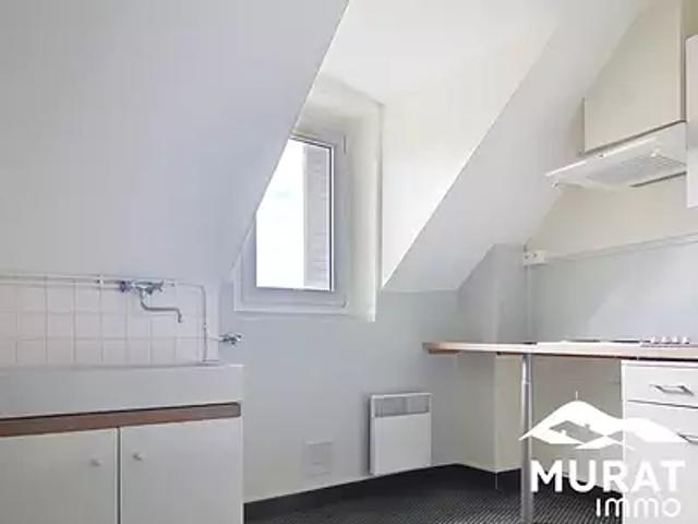 Clermont Ferrand 63000 Location appartement 2 pièces t2 au dernier étage