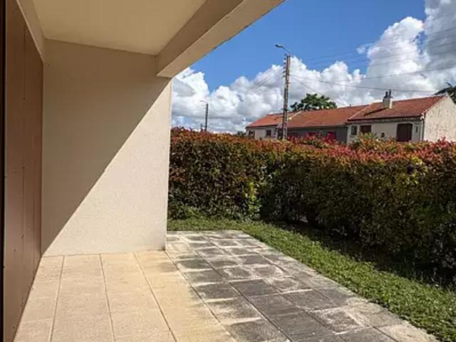 Clermont Ferrand 63000 Location appartement 2 pièces t2 terrasse cave