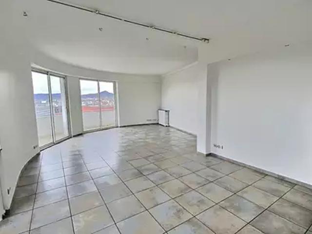 Clermont Ferrand 63000 Location appartement 3 pièces t3 parking
