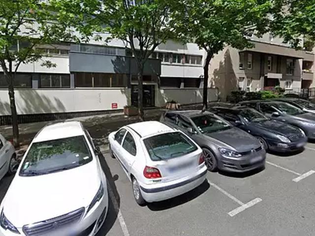 Clermont Ferrand 63000 Location parking