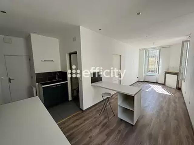 Clermont Ferrand 63100 Achat / Vente appartement 2 pièces t2 terrasse cave