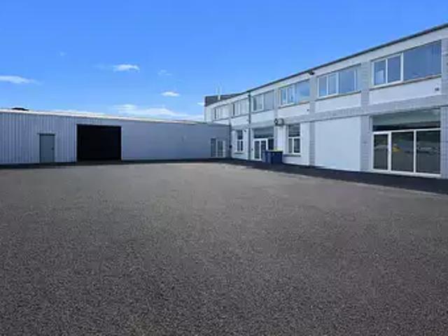 Clermont Ferrand 63100 Achat / Vente divers 15 pièces parking