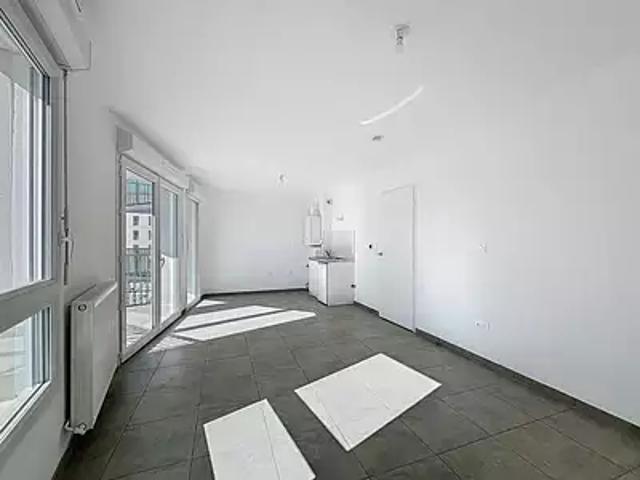 Clermont Ferrand 63100 Location appartement 1 pièce t1 balcon