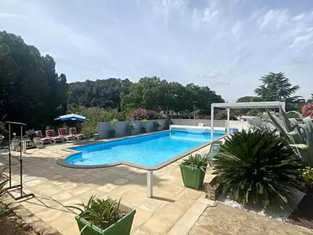Clermont l'Hérault 34800 Achat / Vente maison 8 pièces t8 piscine terrasse