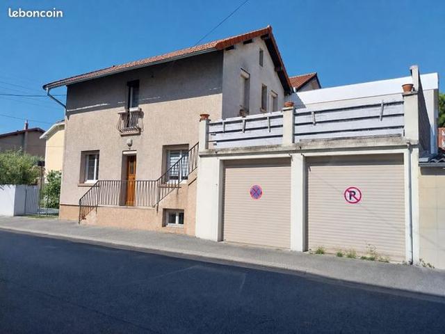 CLERMONT, secteurCartoucherie, maison années 1950 env. 95 m² habitables, 3 chbres, sous sol complet, garage double 50 m², terrasse 50 m², calme