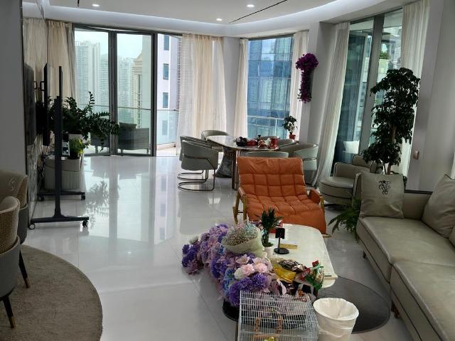 Cliveden At Grange D10, Condominium