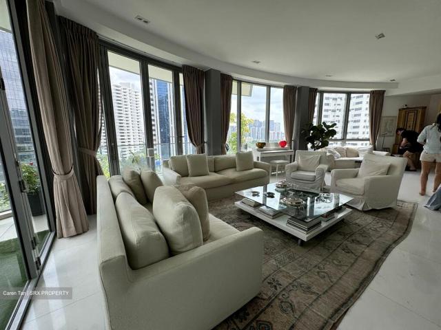 Cliveden At Grange D10, Condominium