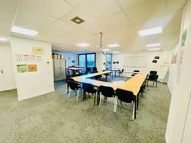 Clichy 92110 Location divers