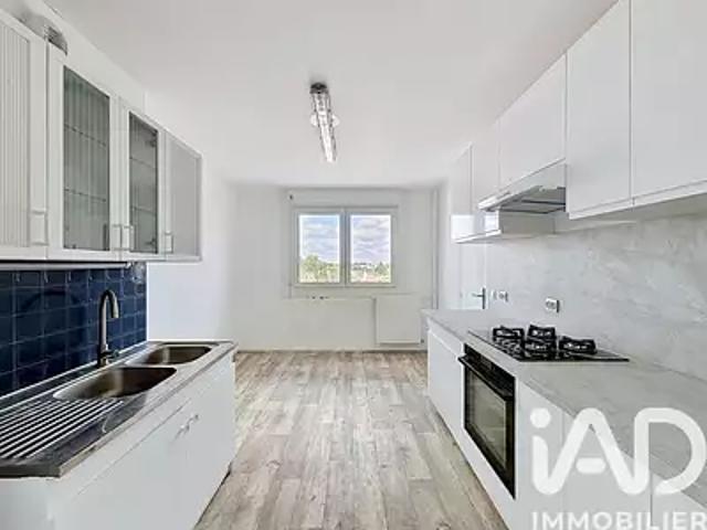Clichy sous Bois 93390 Achat / Vente appartement 3 pièces t3 parking