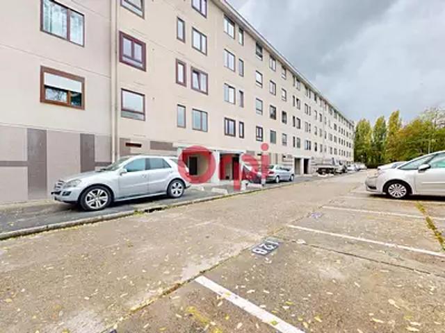Clichy sous Bois 93390 Achat / Vente appartement 4 pièces t4 cave balcon