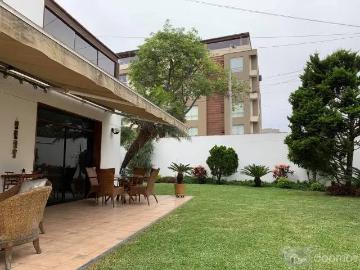 CLIENTE VENDE CASA EN SURCO CDRA. 6 DE LA AV. LA MERCED LIMITE CON MIRAFLORES
