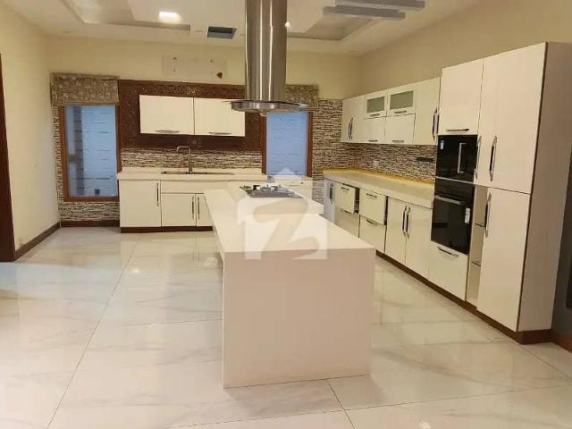 Clifton Block 5 Bungalow Is Available For Rent