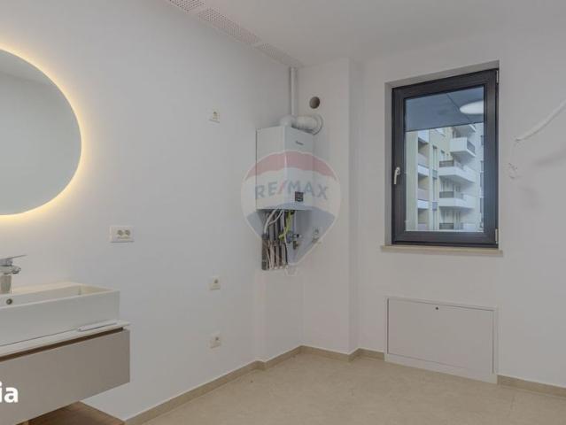 Clinica medicala 9 cabinete URBAN PLAZA bloc 15 parter!