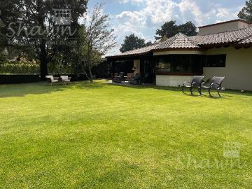 Casa en venta en Club de Golf Los Encinos, Lerma | Una planta frente al fairway