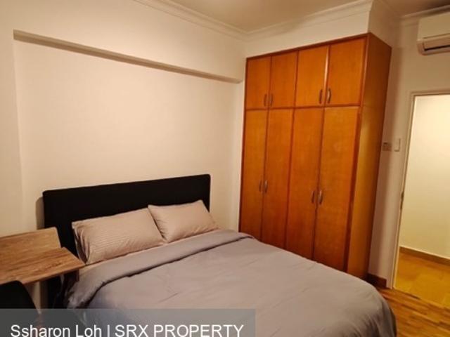 Club Street D1, Condominium