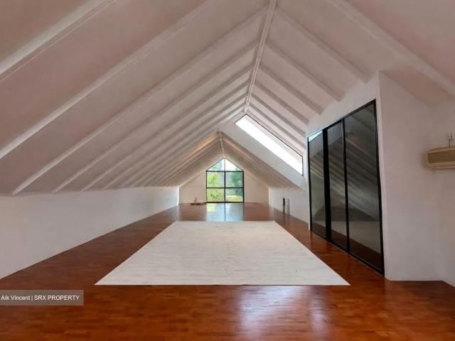 Cluny Park D10, Detached