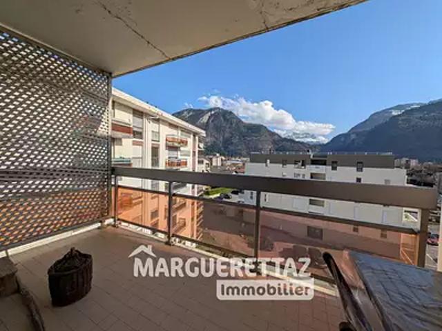 Cluses 74300 Achat / Vente appartement 3 pièces t3
