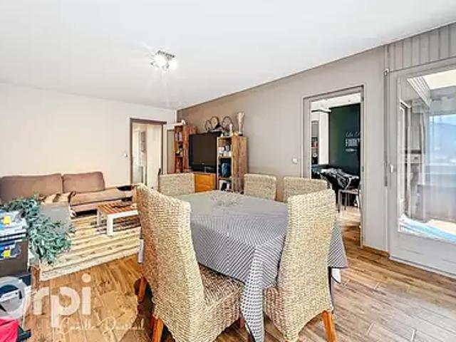 Cluses 74300 Achat / Vente appartement 3 pièces t3 terrasse cave