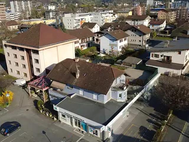 Cluses 74300 Achat / Vente immeuble parking