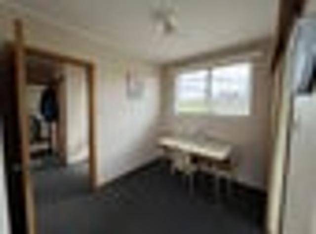 Clydevale, 2 bedrooms, $340 pw