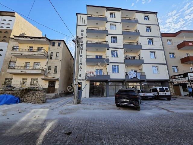 Cm Emlak İlhanlı Mah. İçi Full Yapılı Köşebaşı Sıfır 3+1 Daire