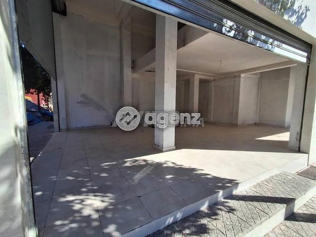 CMN HA 2186 Local commercial à vendre à Hay Hassani