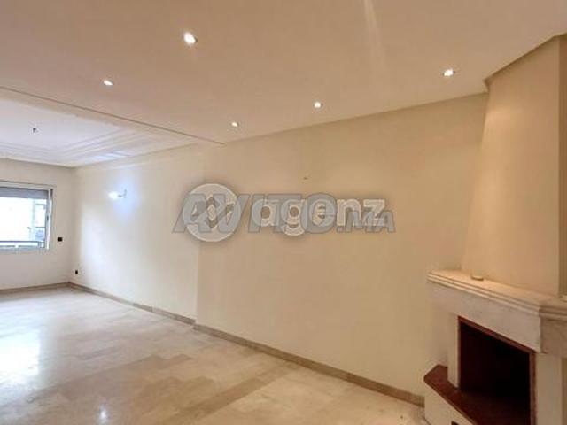 CMN MA 2400 Appartement à vendre à Les Hôpitaux