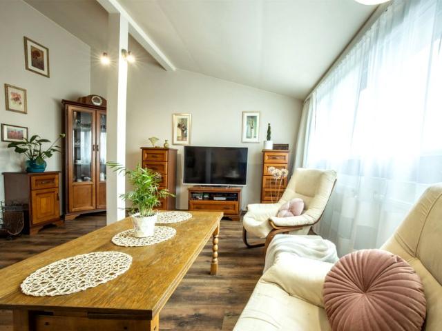 Cmentarna 129 m², Łódź