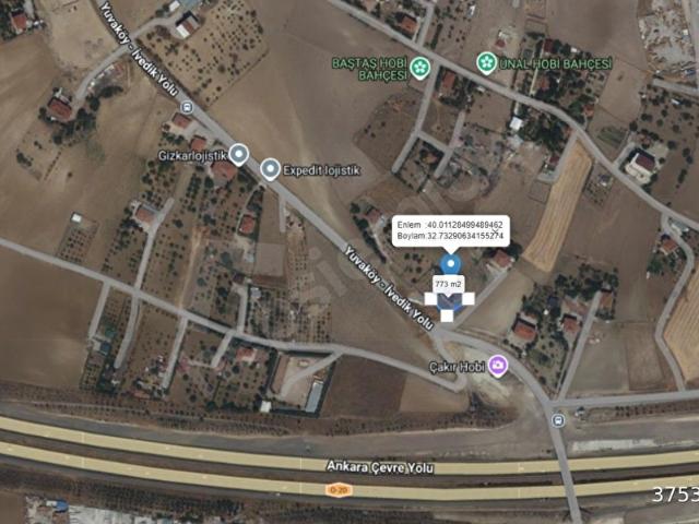 CNR DEN YUVA DA ASFALTA CEPHE 790 M2 SATILIK YAPILI BAHÇE