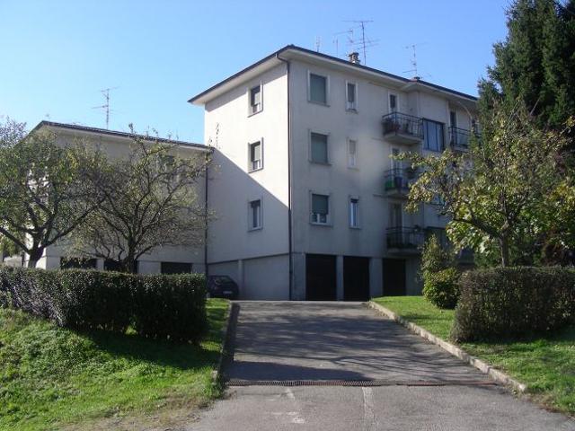 CO27 CADORAGO Alloggio + Box