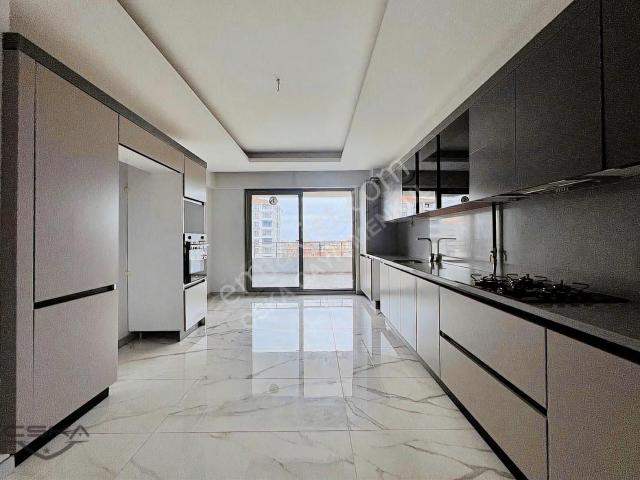 Cska Gayrimenkul'den Kiralık 4+1, 177m² Daire